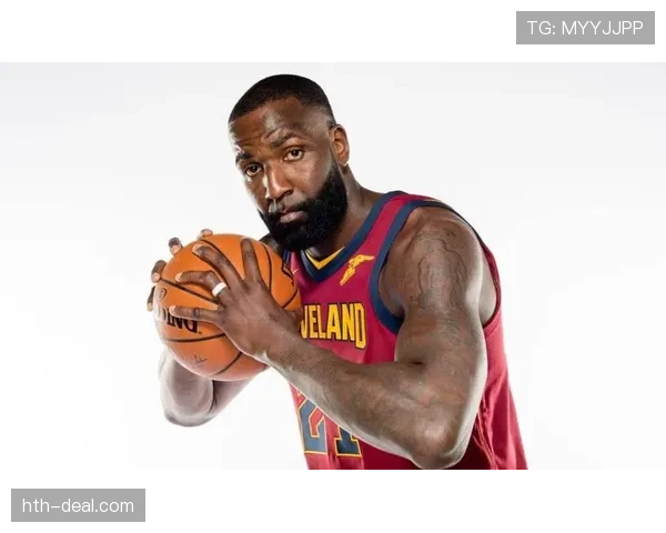 卡马文加状态回暖，年轻中场防守天赋引球迷热议